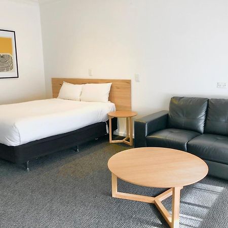 Bright Avenue Motor Inn Экстерьер фото