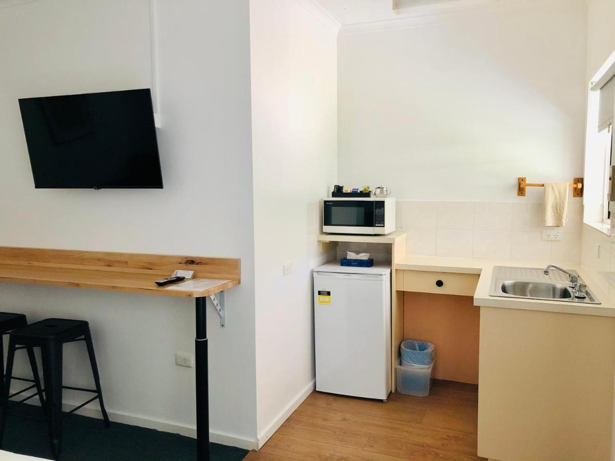 Bright Avenue Motor Inn Экстерьер фото