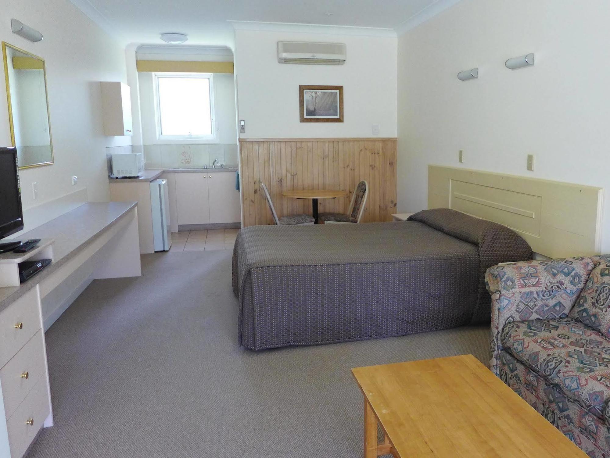 Bright Avenue Motor Inn Экстерьер фото