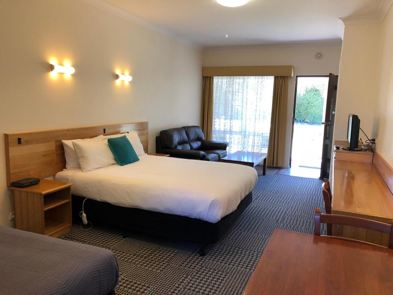 Bright Avenue Motor Inn Экстерьер фото